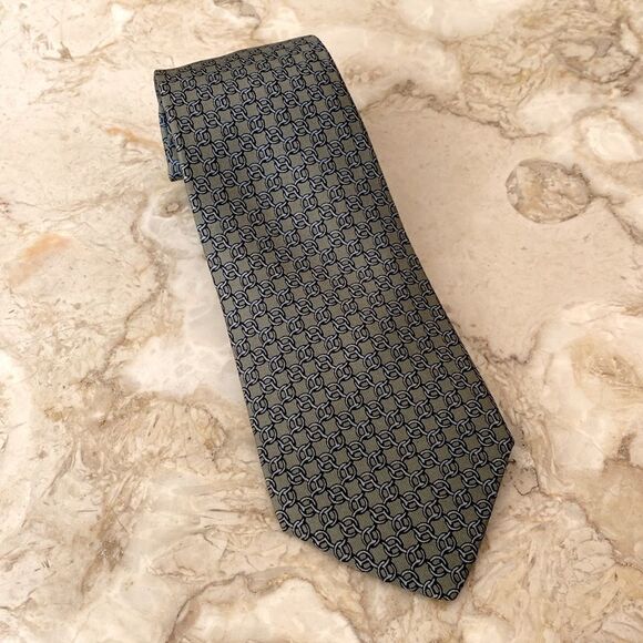 Authentic Hermes 100% Silk Tie Chain Pattern - Picture 8 of 8